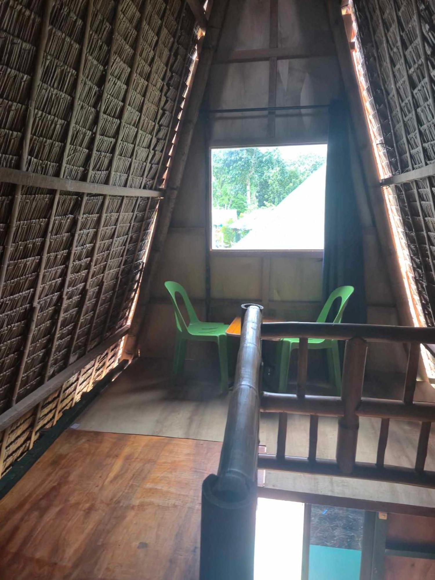 Nirvana Bamboo Houses & Dive Resort Моалбоал Экстерьер фото